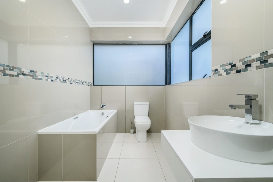 4 Bedroom Property for Sale in Blue Horizon Bay Eastern Cape